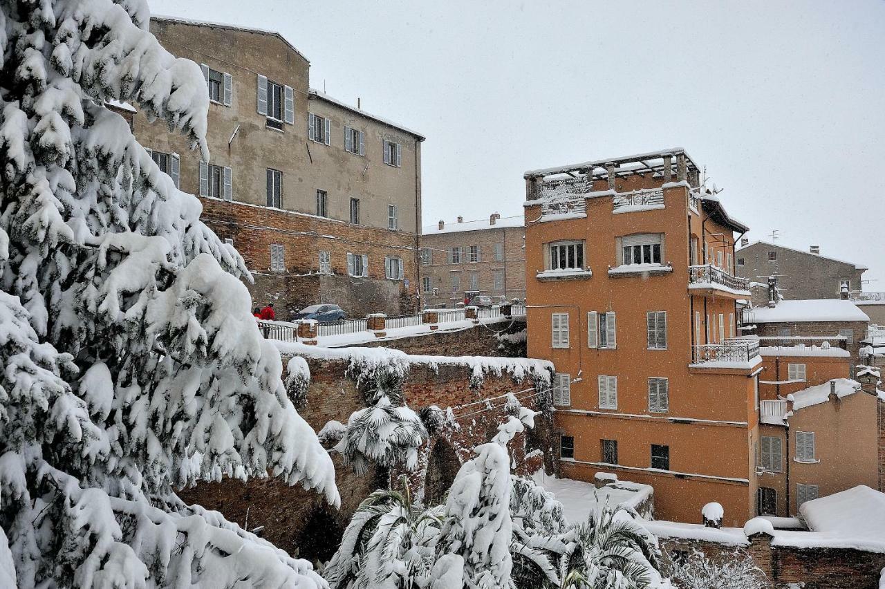 Alloggio "La Fonte" Fermo Exterior foto